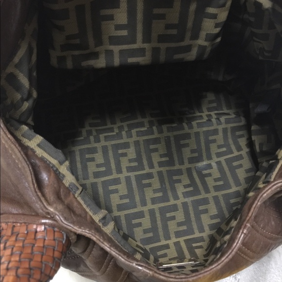 ****SOLD****FENDI SPY BAG - Picture 6 of 8